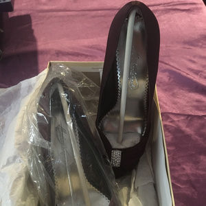 Suede Maroon high heel shoes